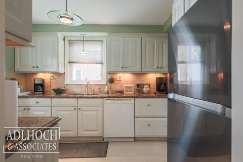 623 Barrington, Grosse Pointe Park, MI 48230 photo 9