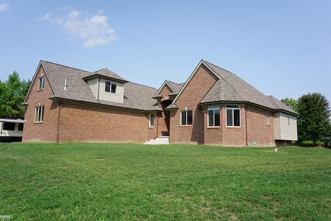 68048 Frampton Dr, Washington, MI 48095 photo 3
