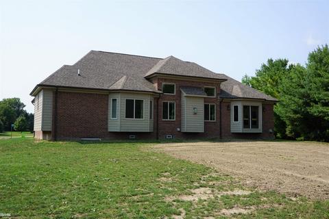 68048 Frampton Dr, Washington, MI 48095 photo 4