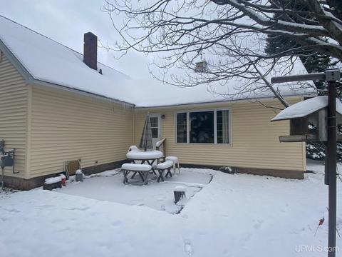 739 Elliott, Ishpeming, MI 49849 photo 31