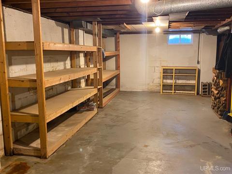 739 Elliott, Ishpeming, MI 49849 photo 24