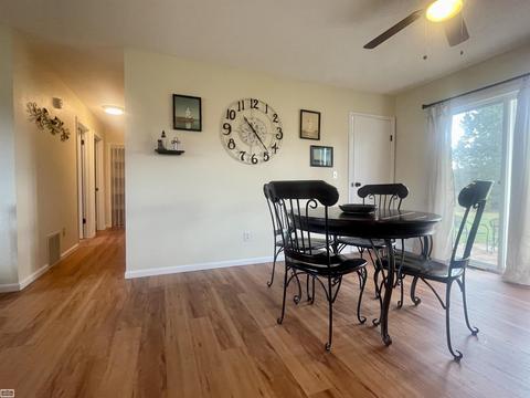 990 Beech, Bad Axe, MI 48413 photo 5