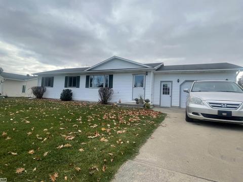 990 Beech, Bad Axe, MI 48413 photo 18