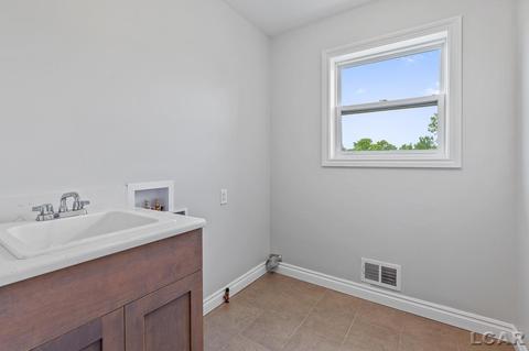 2802 Hope UNIT 19, Adrian, MI 49221 photo 35