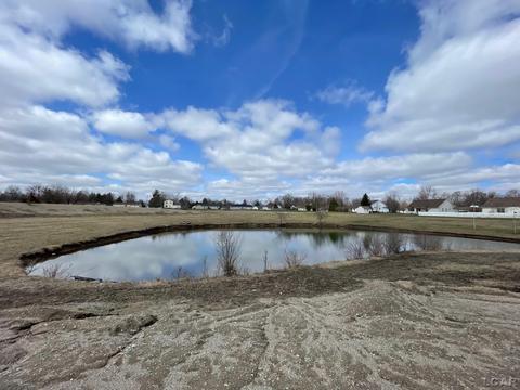 2802 Hope UNIT 19, Adrian, MI 49221 photo 14