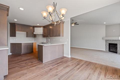 2802 Hope UNIT 19, Adrian, MI 49221 photo 25