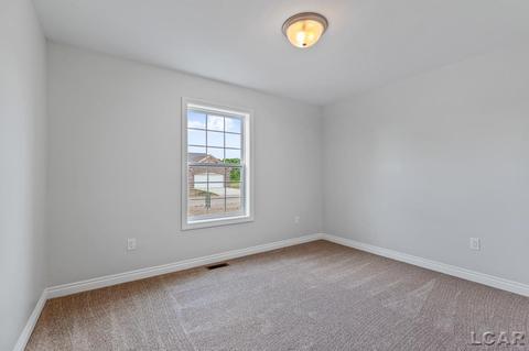 2802 Hope UNIT 19, Adrian, MI 49221 photo 36
