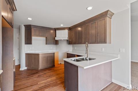 2802 Hope UNIT 19, Adrian, MI 49221 photo 27