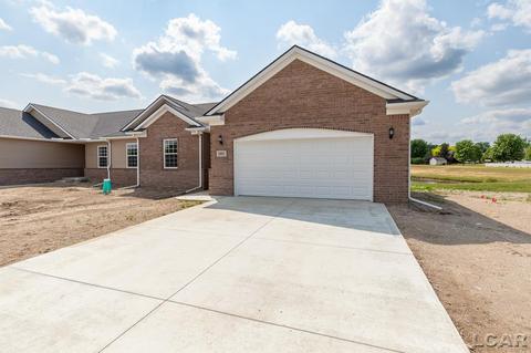 2802 Hope UNIT 19, Adrian, MI 49221 photo 4