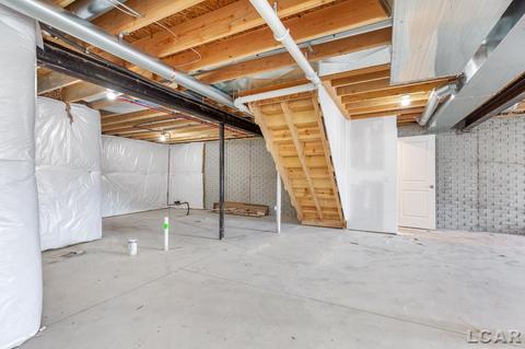2802 Hope UNIT 19, Adrian, MI 49221 photo 42