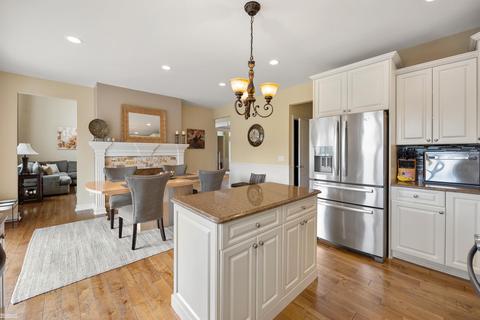 47040 Brennan Dr, Macomb, MI 48044 photo 22