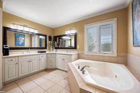 47040 Brennan Dr, Macomb, MI 48044 photo 31