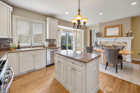 47040 Brennan Dr, Macomb, MI 48044 photo 23