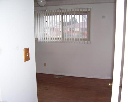 28626 Bradner, Warren, MI 48088 photo 16