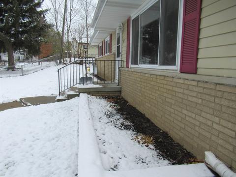 511 Kim Ct, Flushing, MI 48433 photo 2