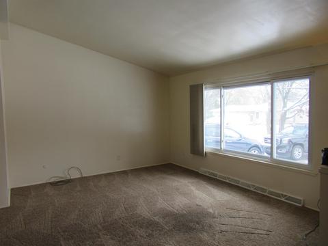 511 Kim Ct, Flushing, MI 48433 photo 4