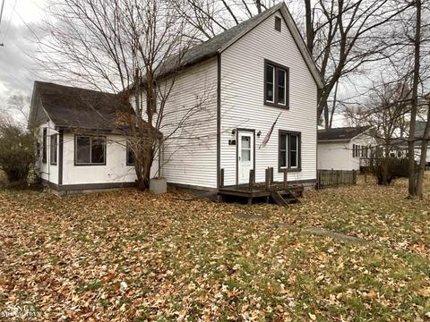 703 Washington St, Algonac, MI 48001 photo 9