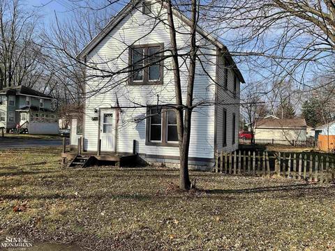 703 Washington St, Algonac, MI 48001 photo 4