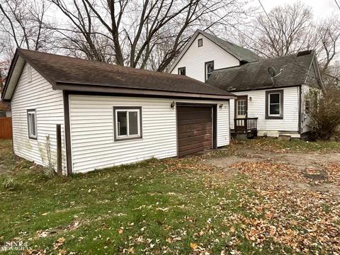 703 Washington St, Algonac, MI 48001 photo 11