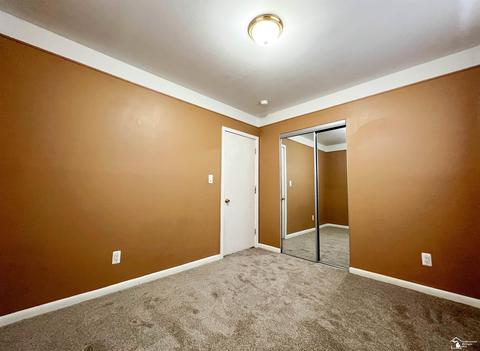 34469 Phyllis, Wayne, MI 48184 photo 14