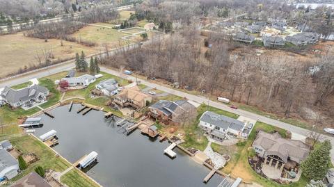 2467 Malibu, Fenton, MI 48430 photo 45