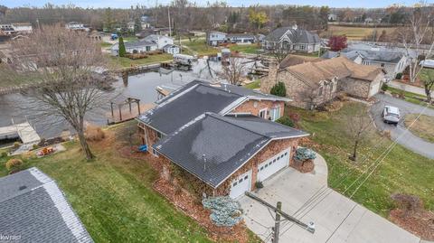 2467 Malibu, Fenton, MI 48430 photo 41