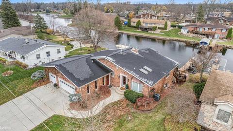 2467 Malibu, Fenton, MI 48430 photo 40