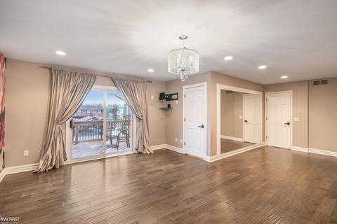2467 Malibu, Fenton, MI 48430 photo 25