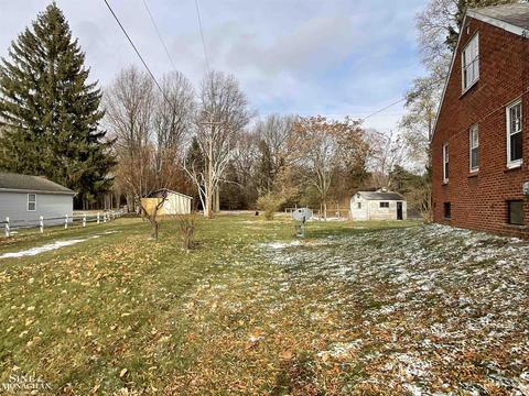 1050 Smith St, Algonac, MI 48001 photo 7