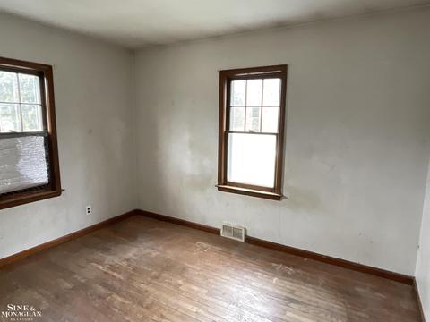 1050 Smith St, Algonac, MI 48001 photo 21