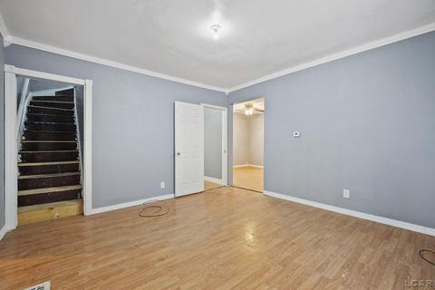 314 E Beecher St, Adrian, MI 49221 photo 4
