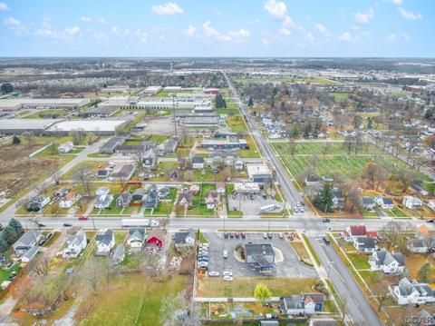 314 E Beecher St, Adrian, MI 49221 photo 36