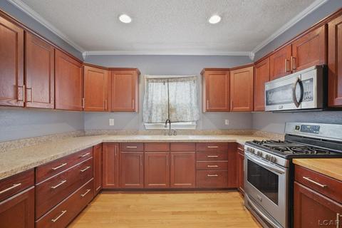 314 E Beecher St, Adrian, MI 49221 photo 11