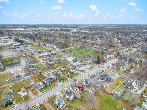 314 E Beecher St, Adrian, MI 49221 photo 37