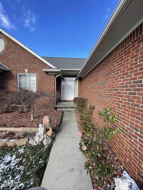 1322 S River Pointe, Saint Clair, MI 48079 photo 9