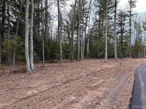 lot5 Parker, Marquette, MI 49855