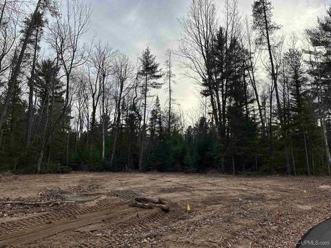 lot10 Parker, Marquette, MI 49855