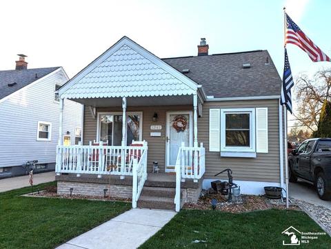 1341 Arbor, Monroe, MI 48162 photo 1
