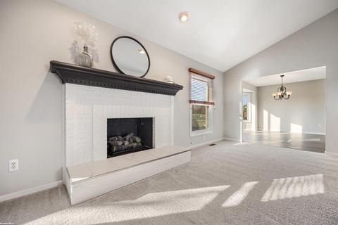 48667 Hunter Dr, Macomb, MI 48044 photo 8