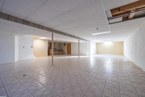 48667 Hunter Dr, Macomb, MI 48044 photo 30