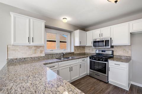 48667 Hunter Dr, Macomb, MI 48044 photo 16