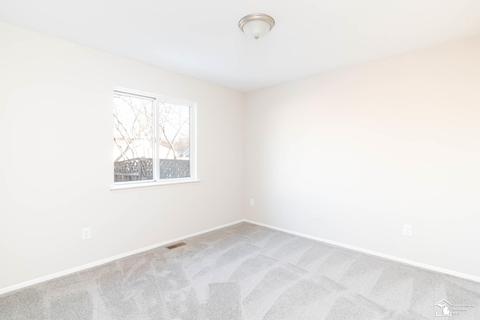 28144 Grande, Romulus, MI 48174 photo 9