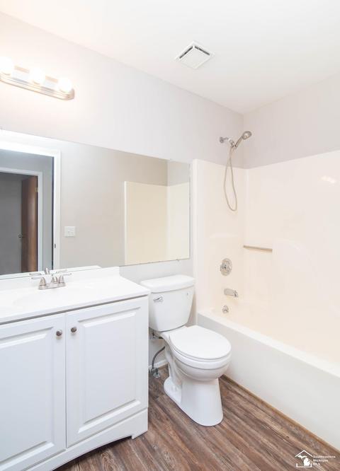 28144 Grande, Romulus, MI 48174 photo 6