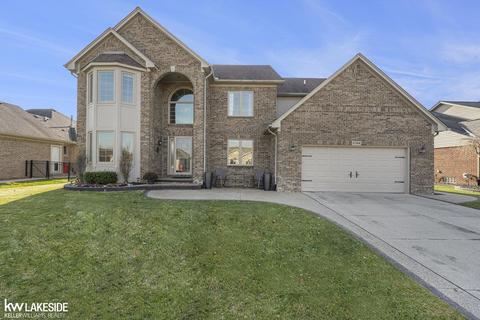 21384 Rome Dr, Macomb, MI 48044 photo 1