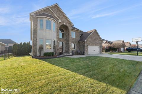 21384 Rome Dr, Macomb, MI 48044 photo 4