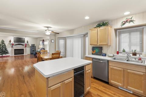 20551 Edinberg Dr, Macomb, MI 48044 photo 47