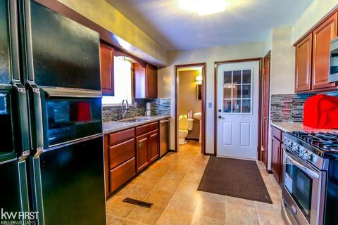 3200 Jacque St, Flint, MI 48532 photo 16