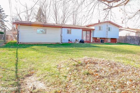 3200 Jacque St, Flint, MI 48532 photo 3