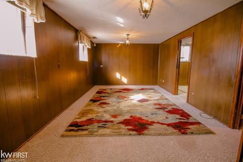 3200 Jacque St, Flint, MI 48532 photo 36