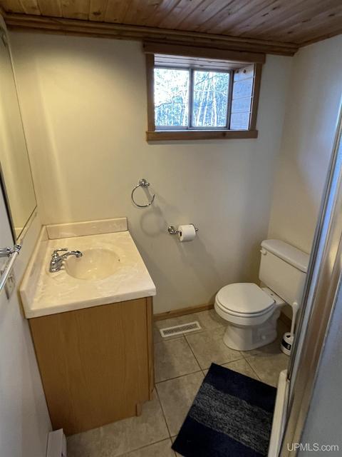 1020 Little Perch Lk, Ishpeming, MI 49849 photo 9